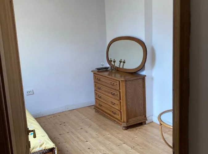 Garsoniera Langa Plaja Constanţa